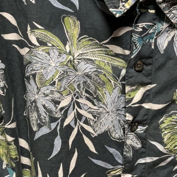 Columbia Casual Gray Green White Button Down Shirt Men 2X Cotton Floral Fish - Picture 3 of 5